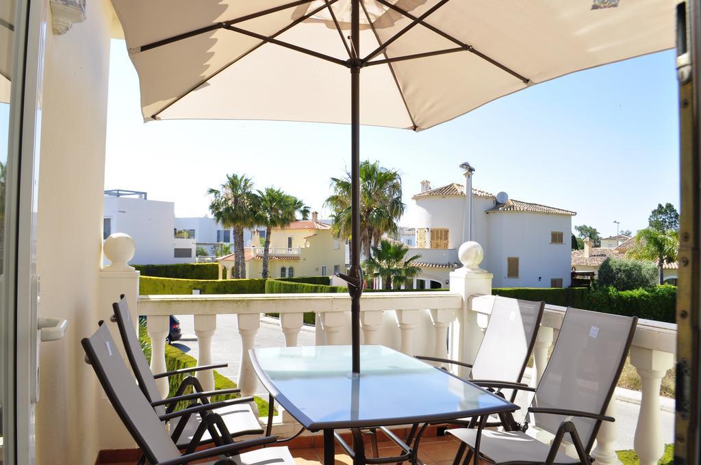 Family Beach Club Sevilla II Oliva Room photo